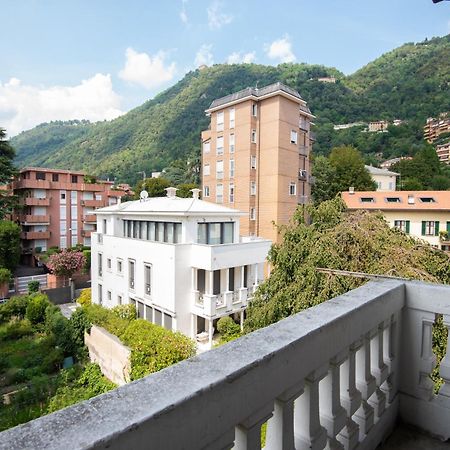 West Park Suite With Parking By Holiday Solutions Como Buitenkant foto