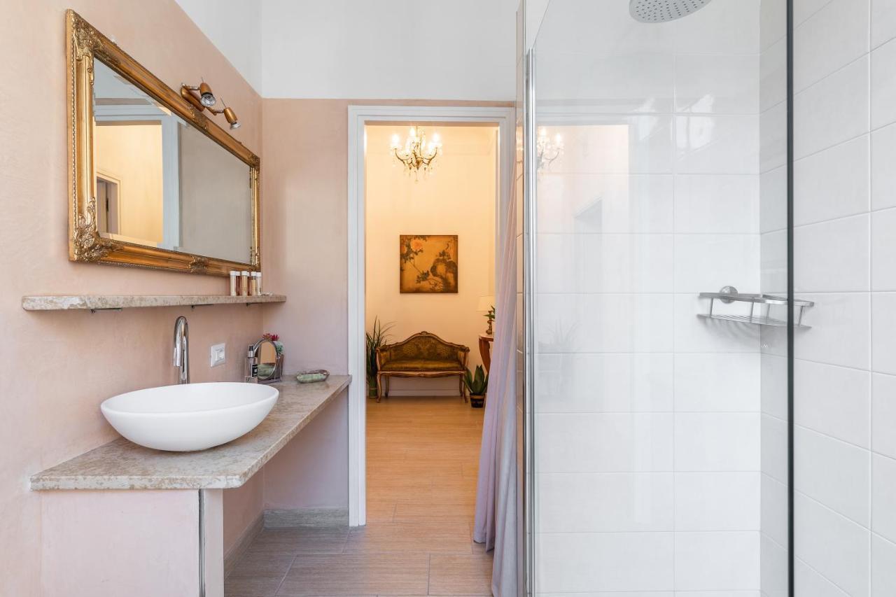 West Park Suite With Parking By Holiday Solutions Como Buitenkant foto